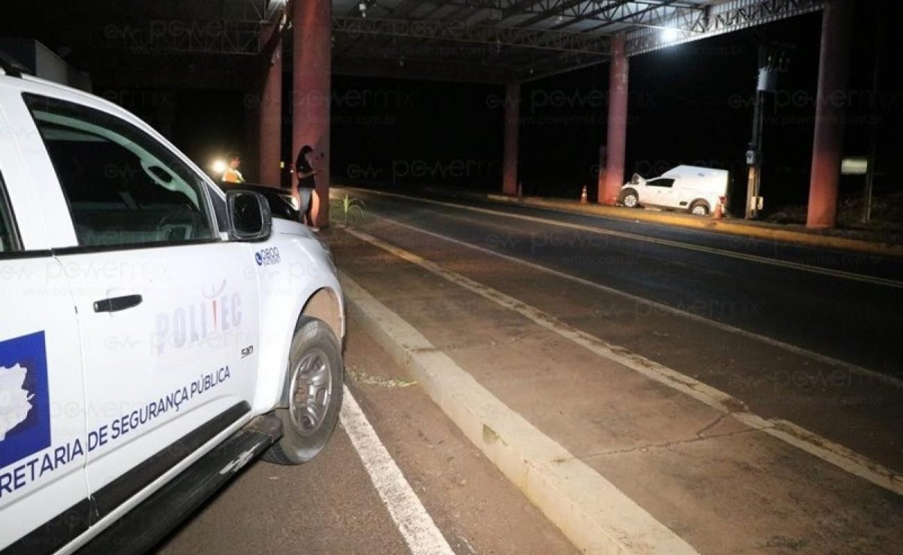 0c57080aa580c319ac73d9b6d3c7ec33-1