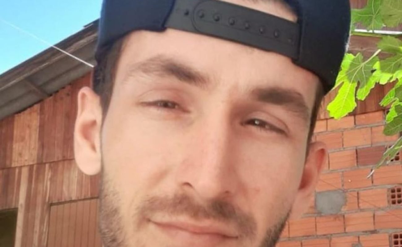 0f3018d78b0e7634a9d9b8f2f1c2a8ef