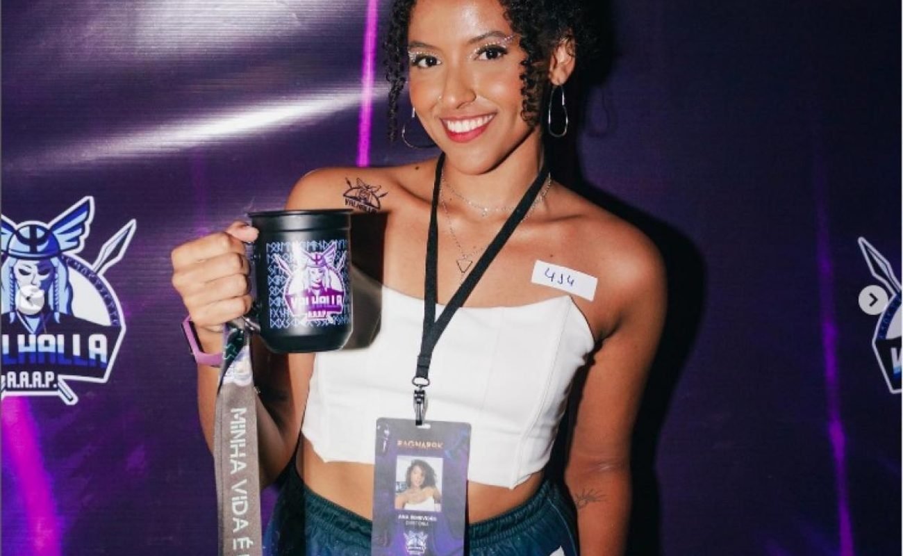 16e6fc88392f7519645b6d2bf0e6ae52