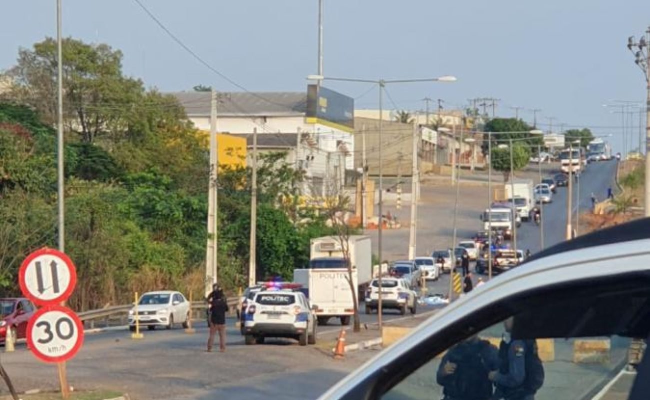 37dc6e4fcb8b4a082ddb8590e07ab7c4