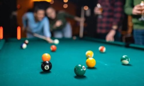 693c17b8e663d49b89-1