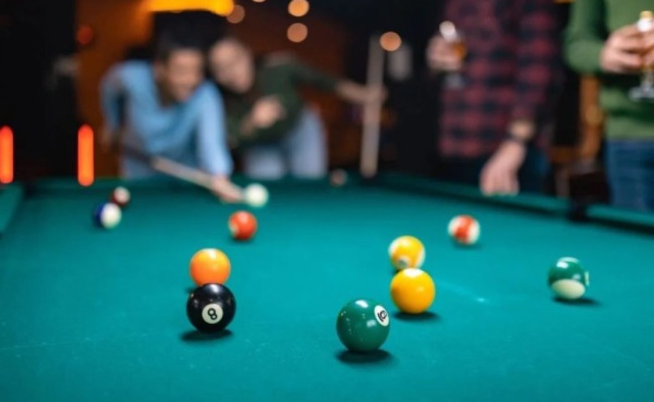 693c17b8e663d49b89-1