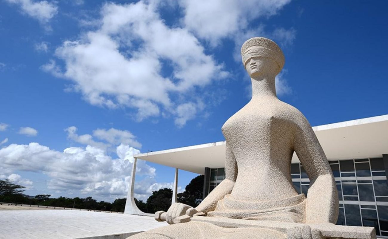 90905c65f915a77be757b6a14a5a9dc9