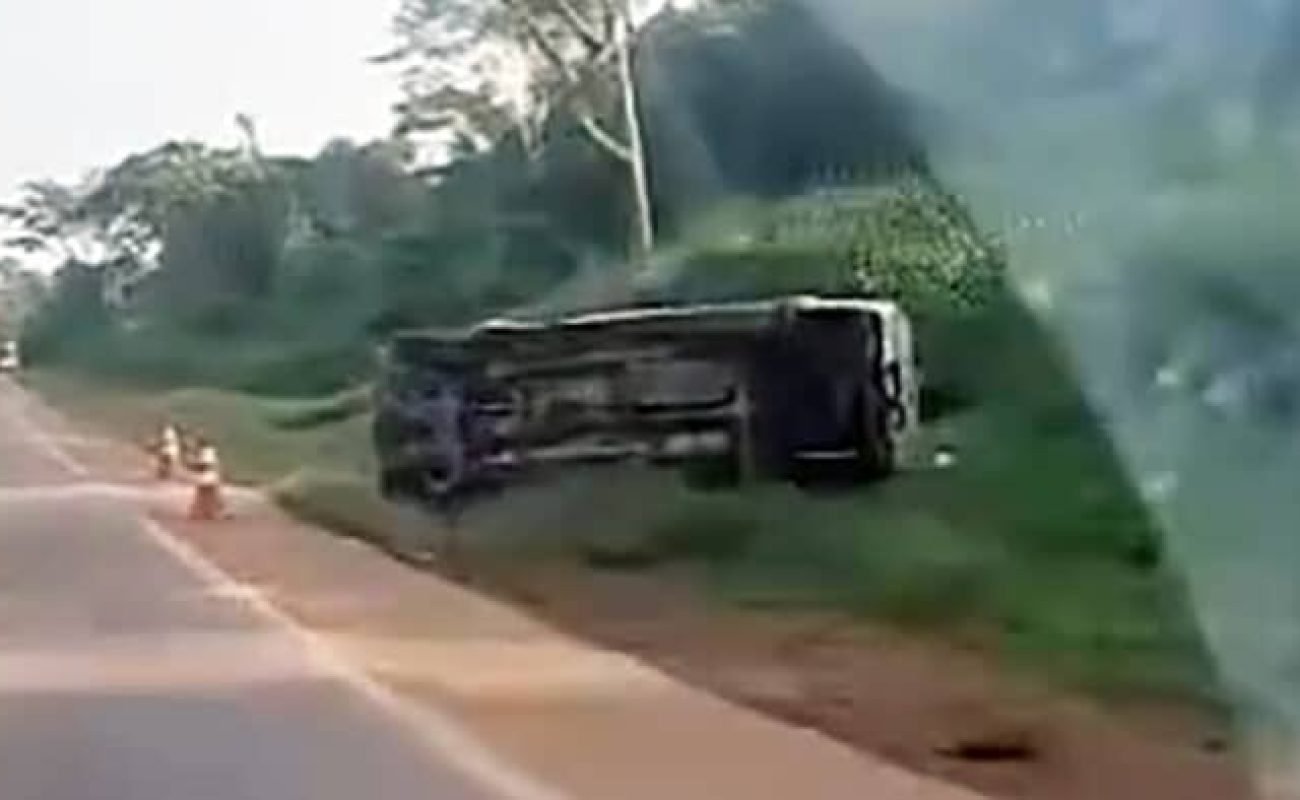 Acidente-caminohnete-capotamento-Terra-NOva-do-NOrte-outubro-2025-assessoria-696x394-1