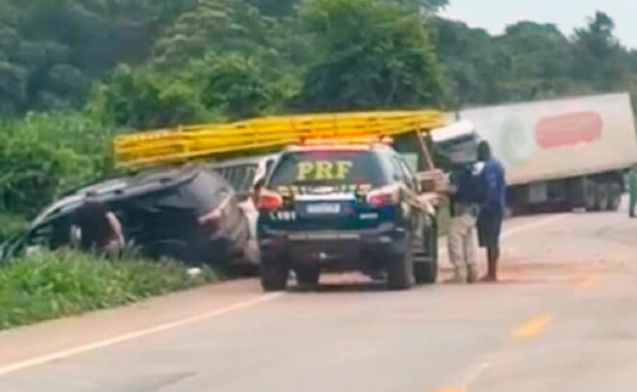 Acidente-carro-e-carreta-BR-163-Sinop-janeiro-2026-reproducao-696x411-1