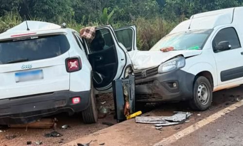 Acidente-carros-e-carreta-BR-163-entre-Sinop-e-Itauba-1-julho-2026-reproducao-696x359-2
