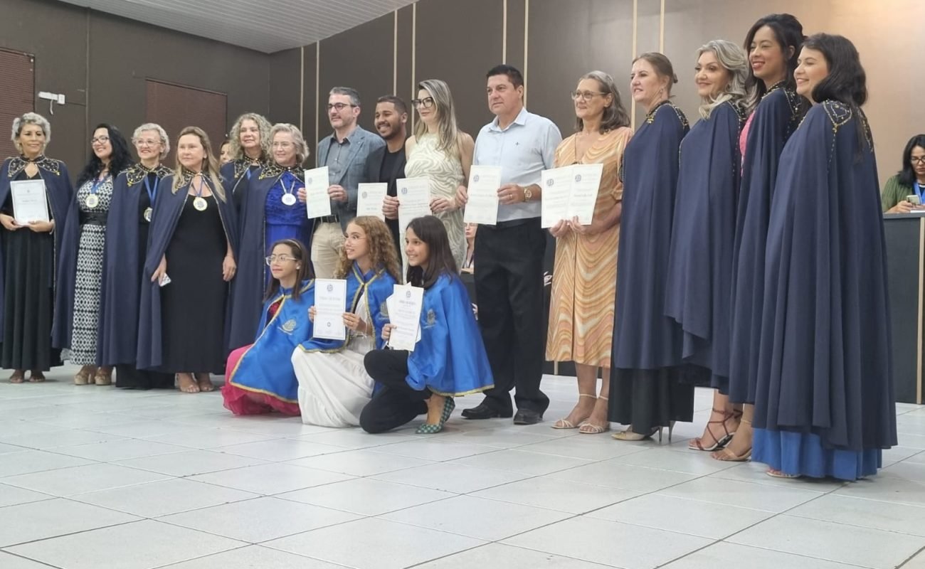 Ajeb-homenageia-personalidades-de-LRV-JVC