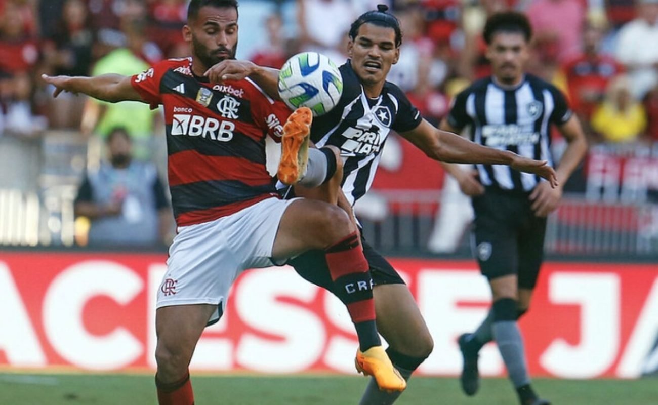 Botafogo-x-Flamengo-Brasileirao-Brasileiro-2023-Vitor-SilvaassBotafogo--1320x742