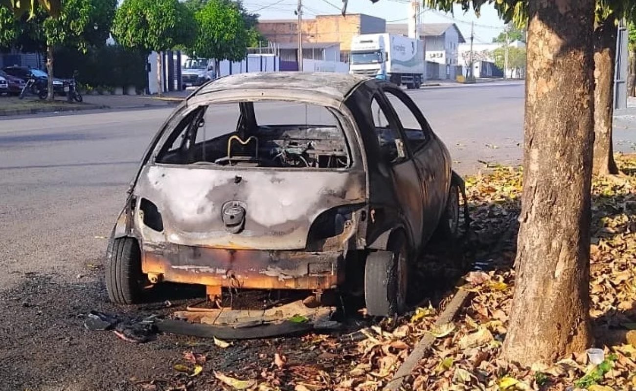 CARRO-B