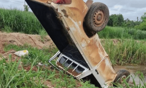 Caminhonete-capota-durante-sequestro-em-Terra-Nova-do-Norte-reproducao-696x416-1