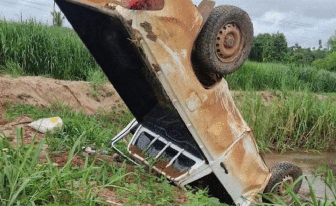 Caminhonete-capota-durante-sequestro-em-Terra-Nova-do-Norte-reproducao-696x416-1