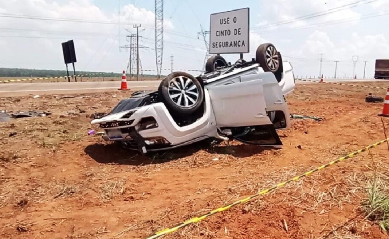 Caminhonete-capotamento-apos-colisao-caminhao-rodovia-Sinop-outubro-2023-Fernado-itamirSinop-Urgente-990x556-1