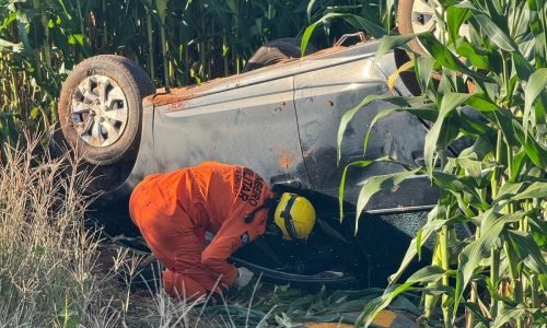 Capotamento-na-Estrada-Baiana-ok-I-Portal-JVC