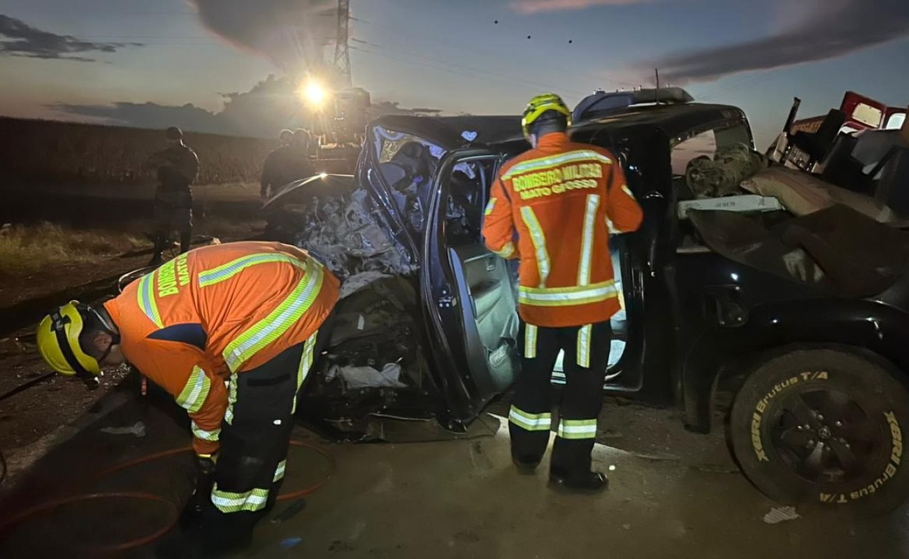 Colisao-Corolla-e-Hilux-Portal-JVC