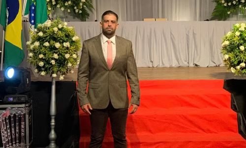 Diretor-Adm-da-Unemat-JVC