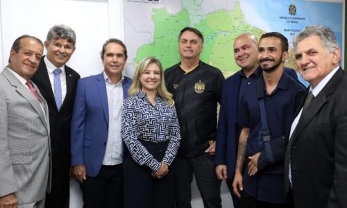Flavia-Moretti-Jair-Bolsonaro-Bunini-e-Jose-Medeiros-novembro-2023-ass-990x556-1