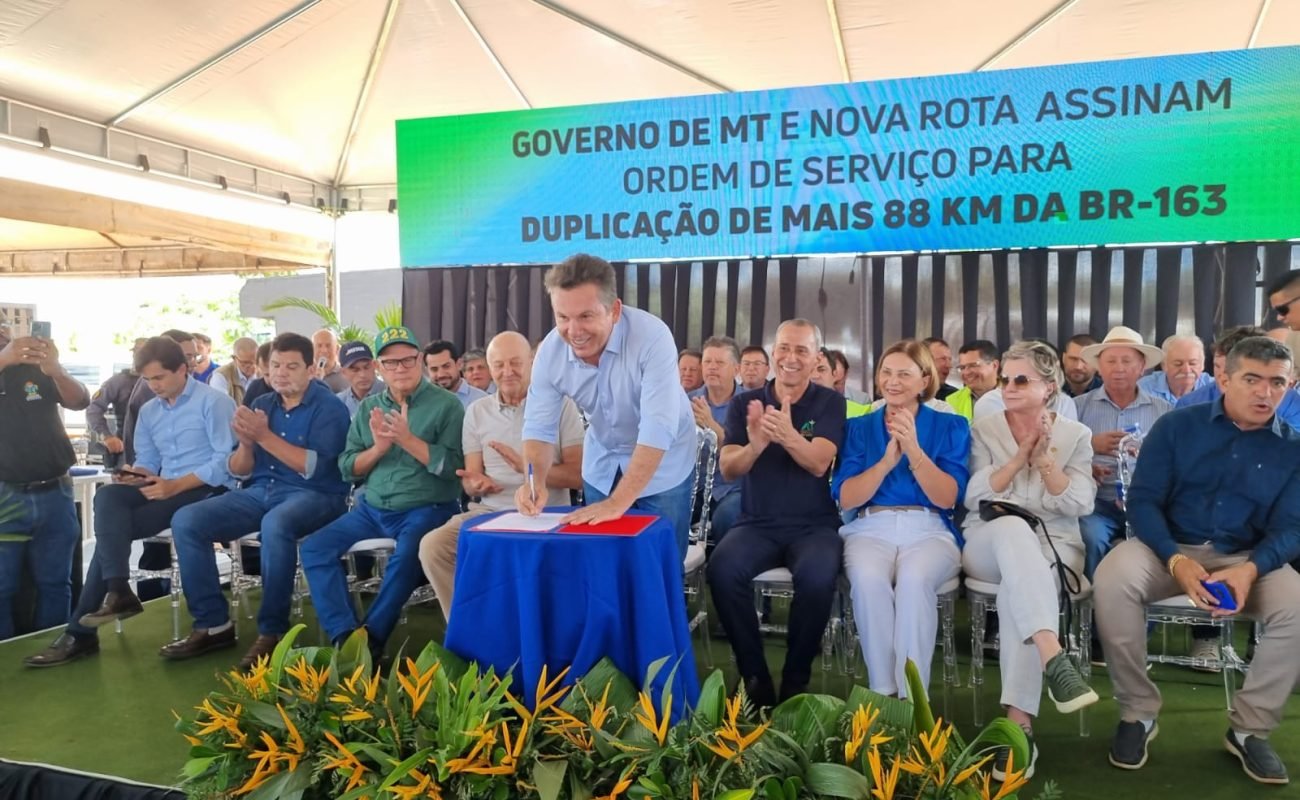 Governador-Mauro-Mendes-assina-ordem-duplicacao-em-Lucas-do-Rio-Verde-JVC Governador-Mauro-Mendes-assina-ordem-duplicacao-em-Lucas-do-Rio-Verde-JVC