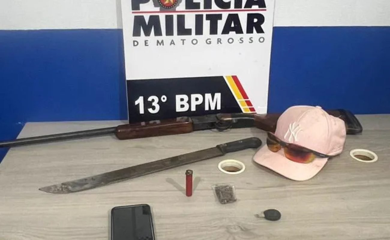 Homem_e_preso_pela_Policia_Militar_apos_atirar_em_mulher_em_Lucas_do_Rio_Verde_ed7862ac