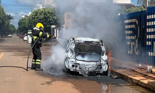 Incendio-criminoso-em-Lucas-Portal-JVC