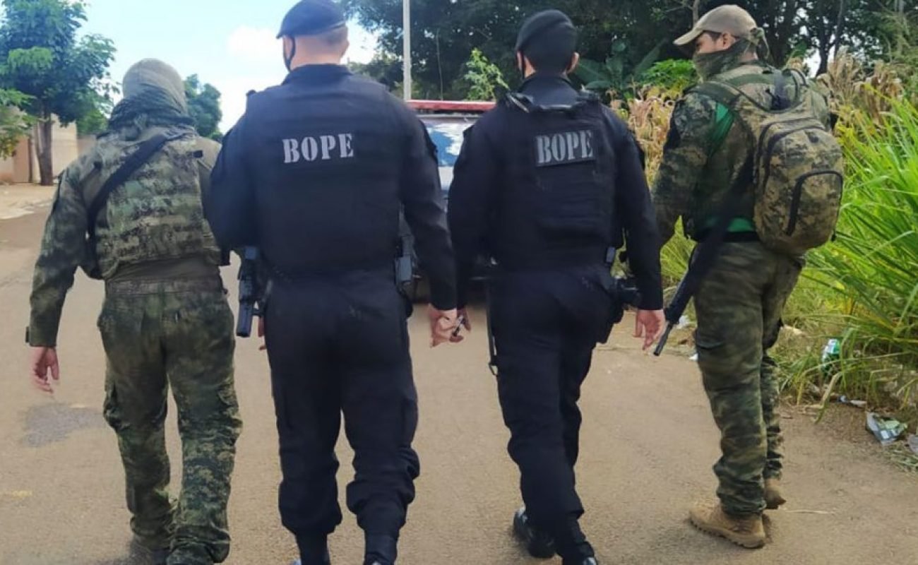 Local-tiroteio-policiais-BOPE-e-bandidos-Campo-Verde-2-maio-2021-assessoria-990x556-1