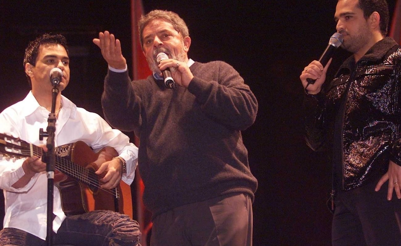 Lula-e-Zeze-Di-Camargo-no-palco-Portal-JVC