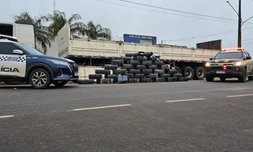 PM-e-PRF-faz-apreensao-de-drogas-em-Mutum-Portal-JVC