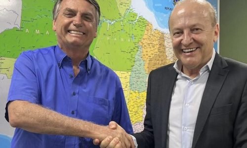 Pivetta-e-Bolsonaro-encontro-em-Brasilia-novembro-2023-ass-990x556-1
