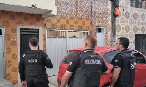 Policia-em-escritorio-de-advogados-Portal-JVC