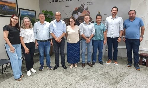 Prefeito-Miguel-e-Diretoria-da-Apae-JVC