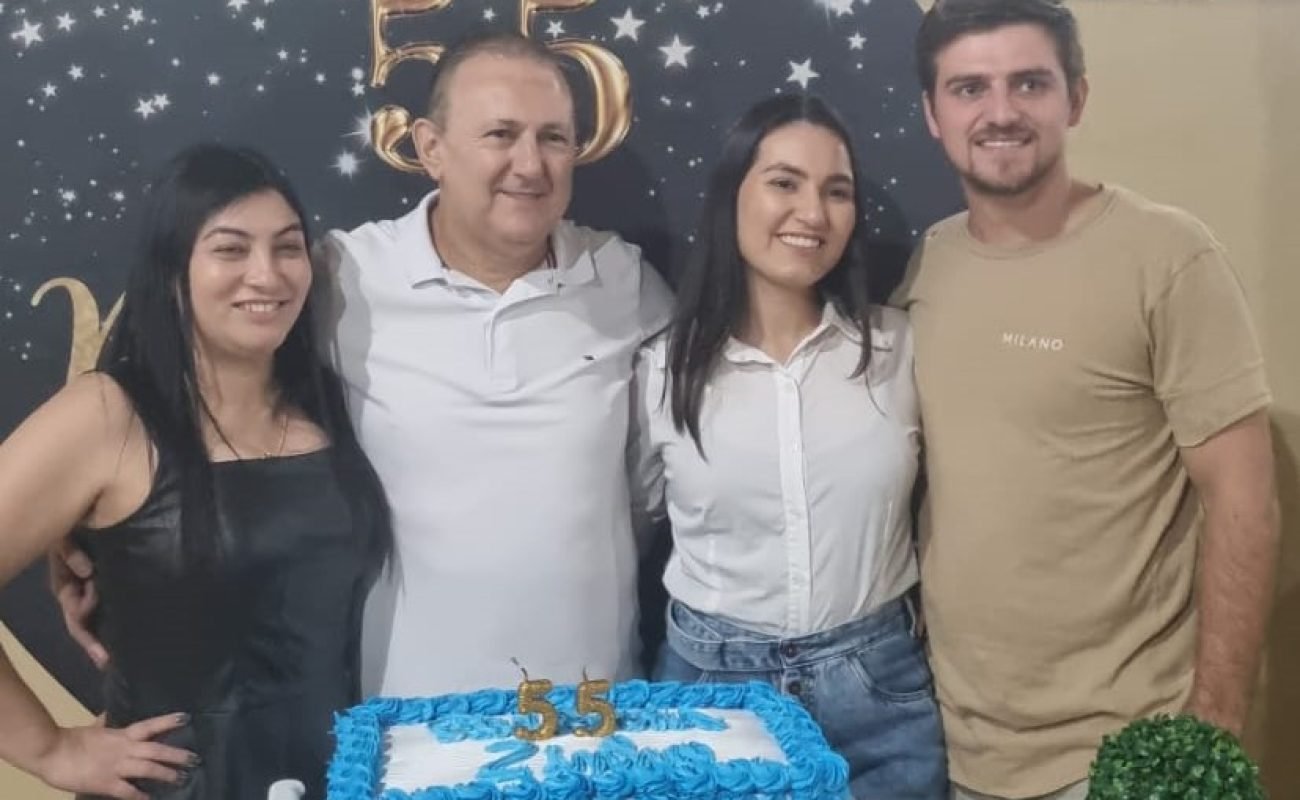 Zinho-e-Familia-bolo-Portal-JVC-ok-ok