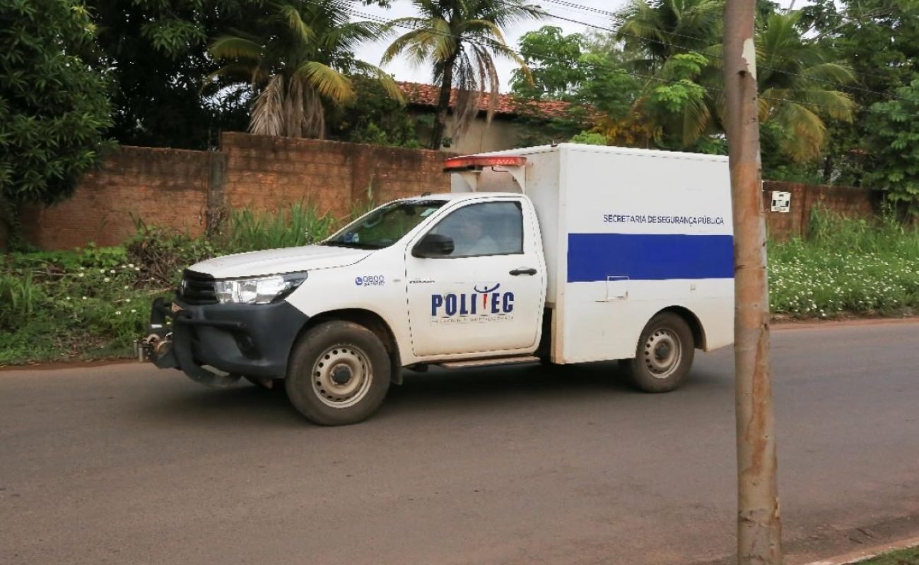 e872de40fd2e84318d1073576219c046-1