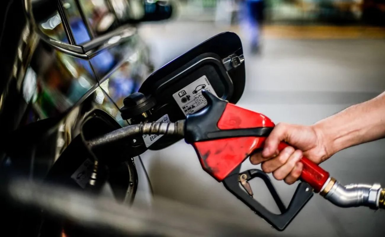 posto-de-combustivel-mcajr-abr-1609210451